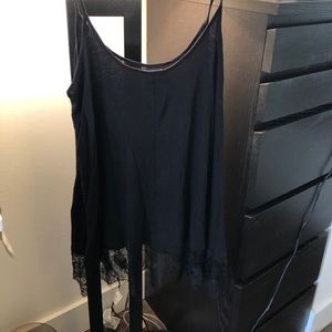 Flowy/oversized tank top with lace bottom